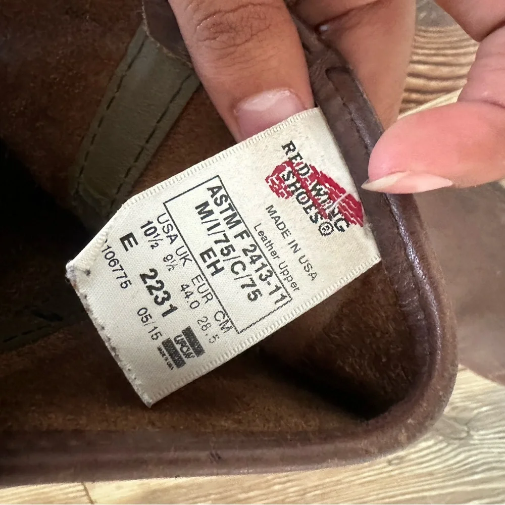 RED WING 2231 Pecos Men 10.5 E Steel Toe Leather Pull On Safety Work Boot